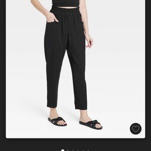 High raise tapered ankle pull on pants NWT